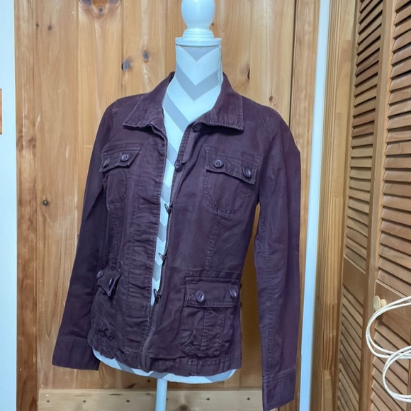 Eddie Bauer Jackets & Blazers - Eddie Bauer lightweight burgundy button up jacket medium